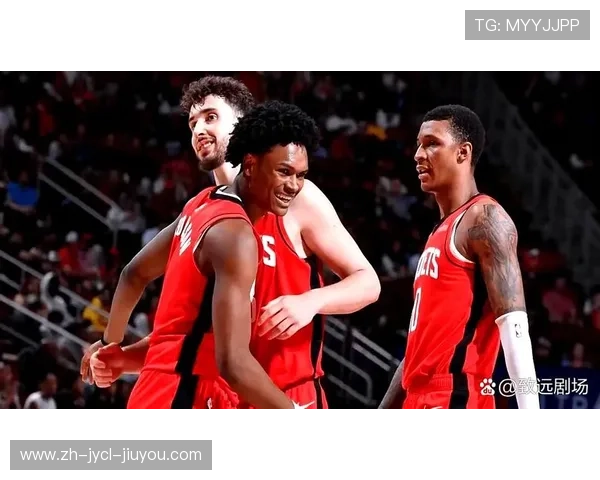 火箭队历史上有哪些值得回顾的重要赛程和关键比赛